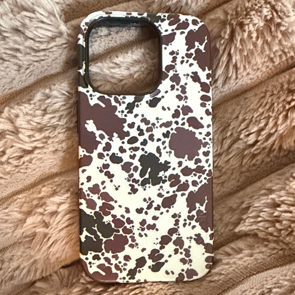 iPhone 15 pro Chic Cow Print Phone Case